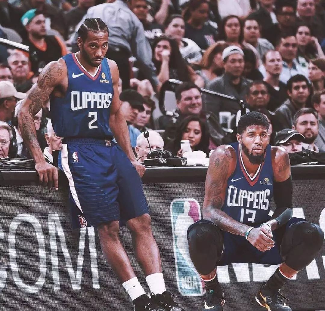 官方：国米前锋博尼当选意甲10月最佳新星（官宣：国米锋线小将博尼荣膺意甲10月最佳新秀）