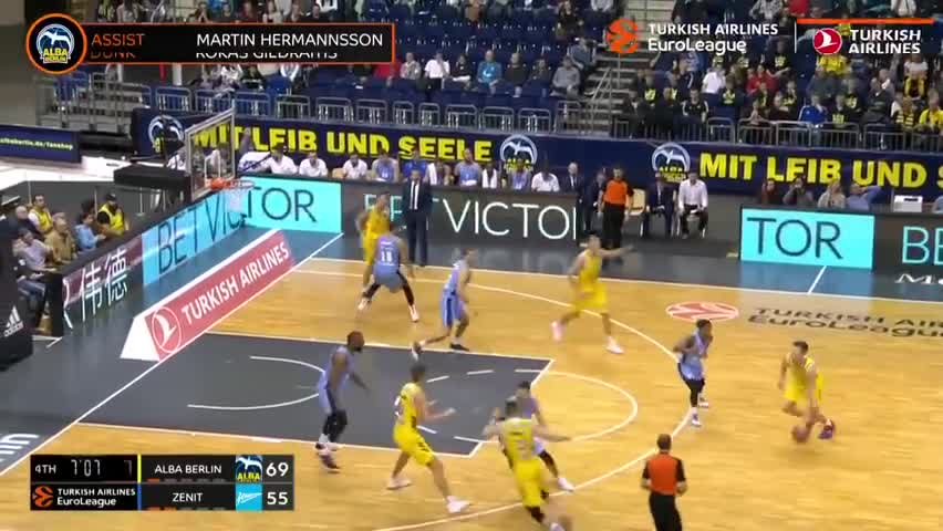 塔奇纳迪：尤文尚未准备好争冠，并且有些过于依赖伊尔迪兹（塔奇纳迪：尤文暂不具备争冠实力，且对伊尔迪兹依赖过深）