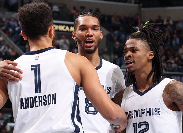 全场8次扑救，诺伊尔当选巴黎vs拜仁全场最佳（神勇8扑！诺伊尔当选巴黎战拜仁全场最佳）