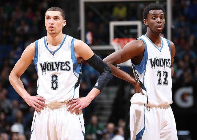 拜仁再度横扫对手，领先德甲积分榜（拜仁再次狂胜，继续领跑德甲积分榜）