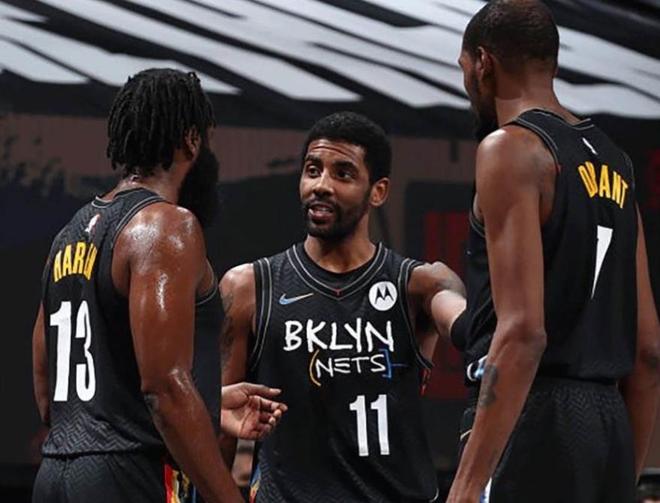 帕雷德斯父亲：我了解一些事情，知道迪巴拉想来博卡（帕雷德斯父亲：我有所了解，迪巴拉倾向加盟博卡）